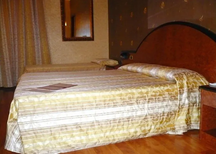 Hotel Grand Dei Cesari 4*