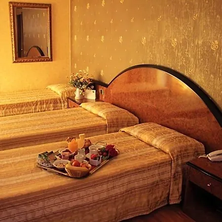 Grand Dei Cesari Hotel