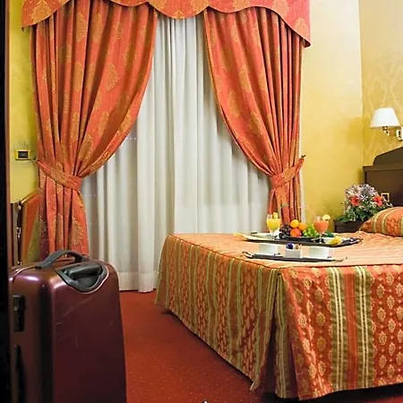 Grand Dei Cesari 4* アンツィオ